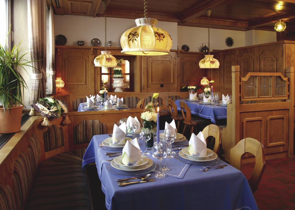 Landidyll Hotel Zum Alten Schloss Kirchensittenbach Εξωτερικό φωτογραφία